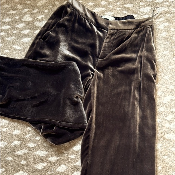 NWT. Velvet relaxed flowing pants. Great for holidays! Small. - Picture 2 of 5